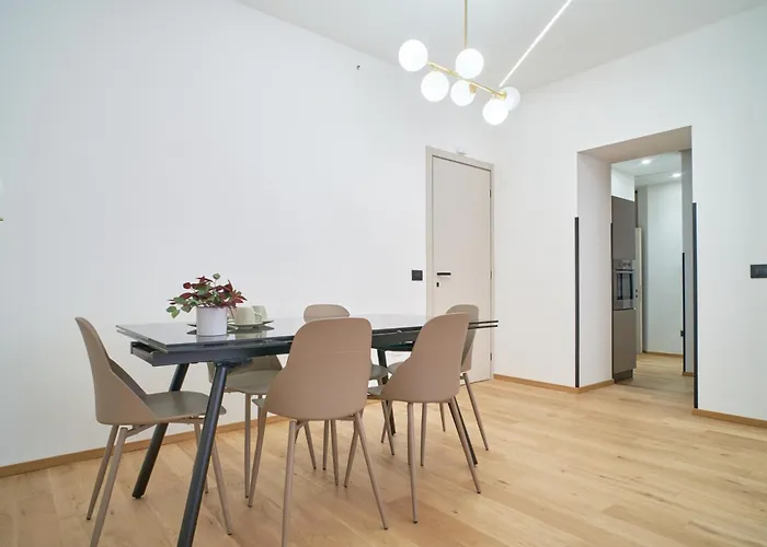 Eschilo - Cairoli Apartments